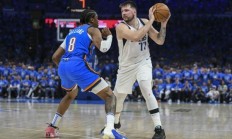 开云APP下载:NBA季后赛：东契奇三双助独行侠力克雷霆攻占天王山